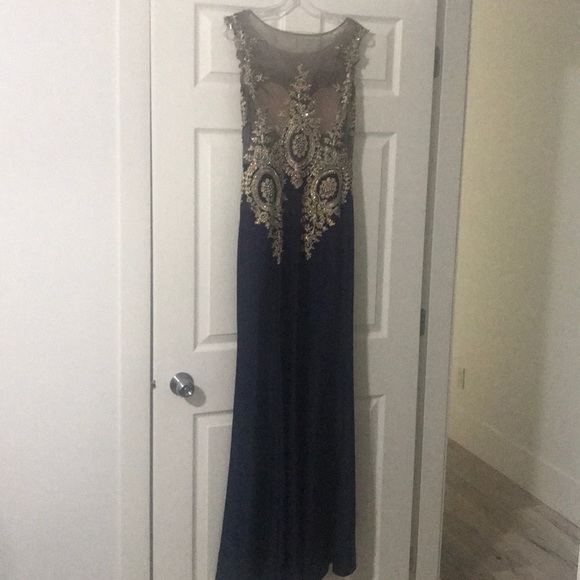 Prom Dress - Picture 3 of 7